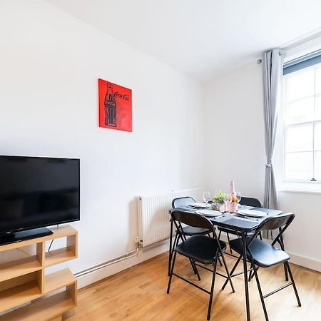 Beautiful One Bedroom Flat In Tavistock Place Londra Exterior foto