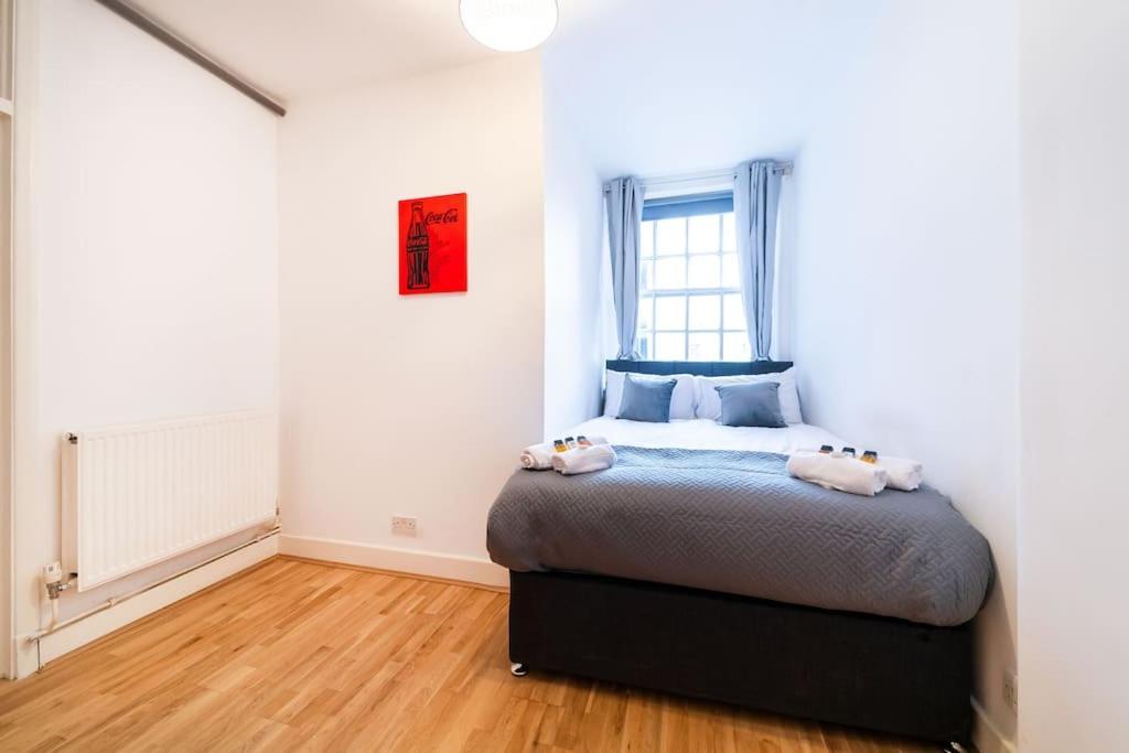 Beautiful One Bedroom Flat In Tavistock Place Londra Exterior foto